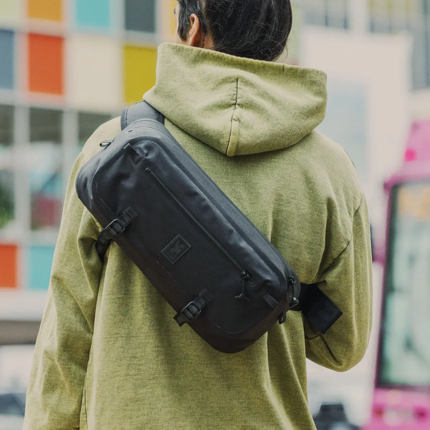 Chrome Industries Kadet Sling Bag Waterproof Black - Image 11