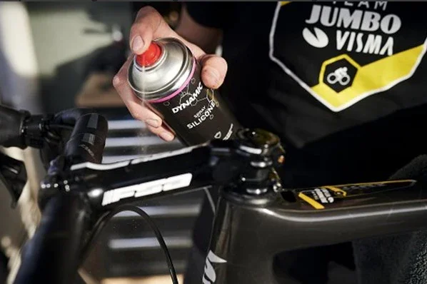 Dynamic Fabulous Finish 400 ml Spray Can - Image 2