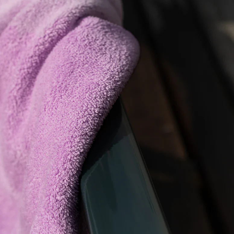 Dynamic Luxury Microfibre Polishing Cloth - Image 3