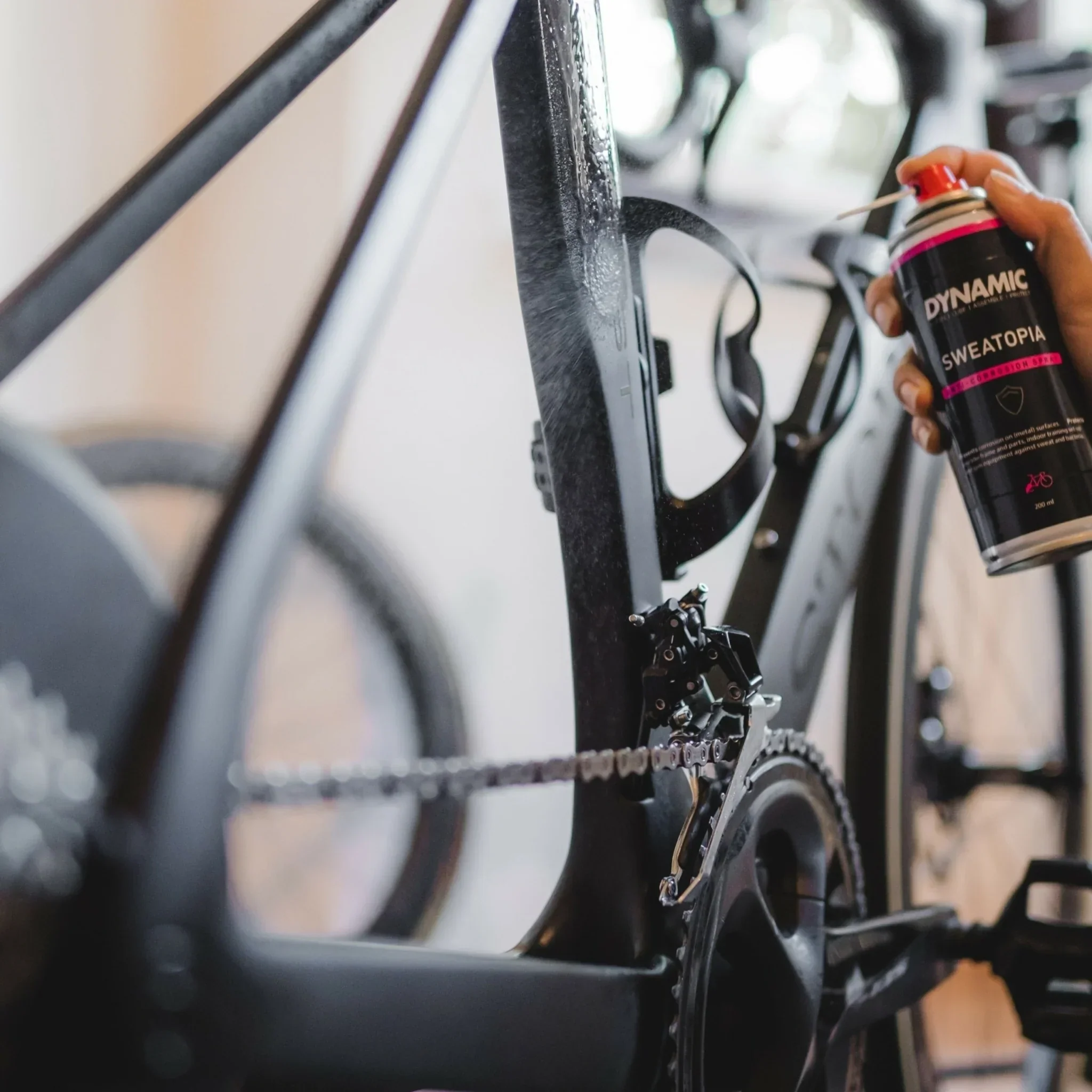 Dynamic Sweatopia Anti-corrosion Spray - Image 4