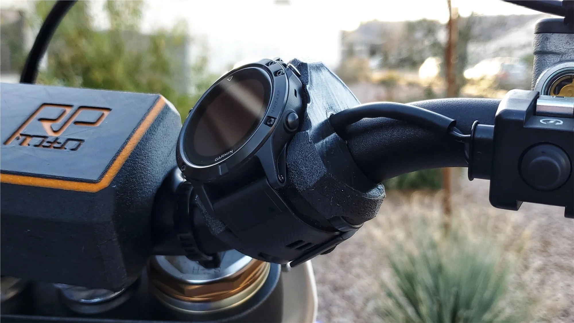 GARMIN Quickfit Quarter-Turn Bike Mount - Image 3