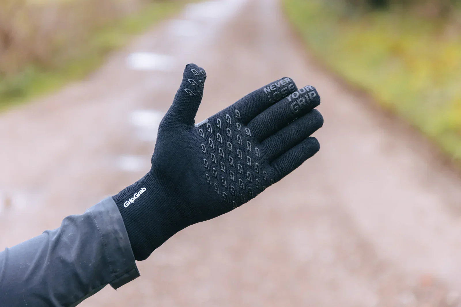 GripGrab Waterproof Knitted Winter Gloves - Image 4