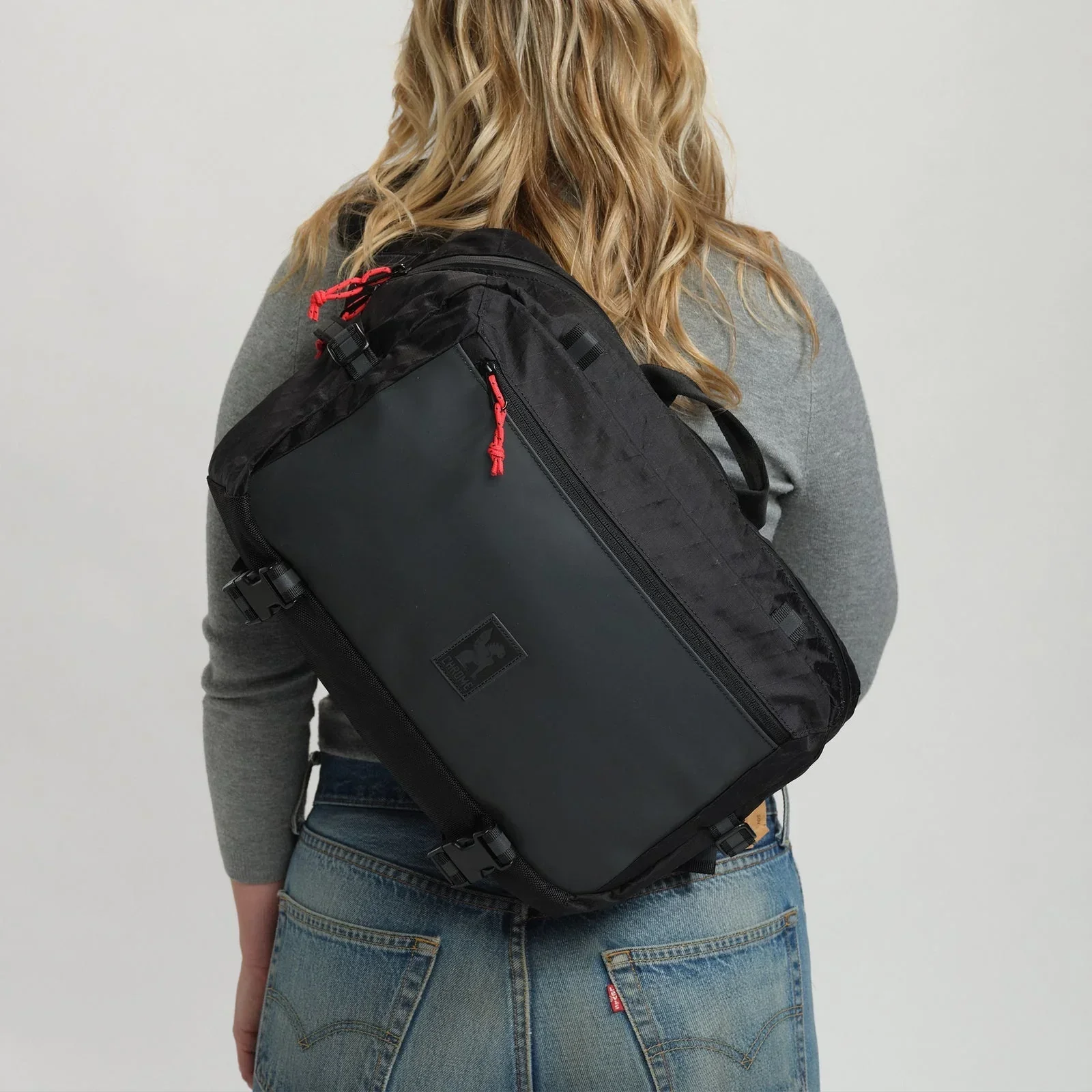 Chrome Industries Kadet Max Sling Bag - Image 11