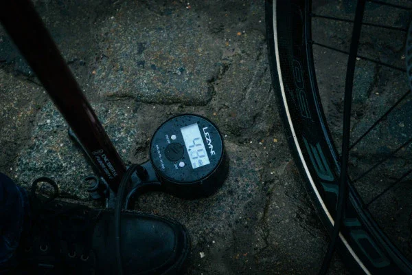 Lezyne Floor Pump Digital Drive 3.5 CNC - Image 4