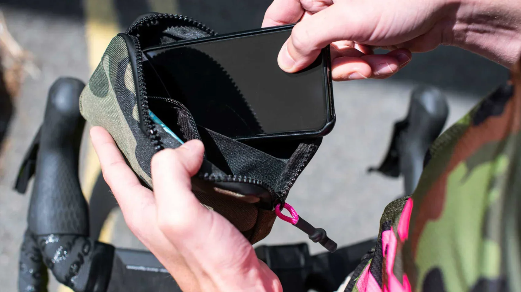 Muc Off Essentials Case - Image 6