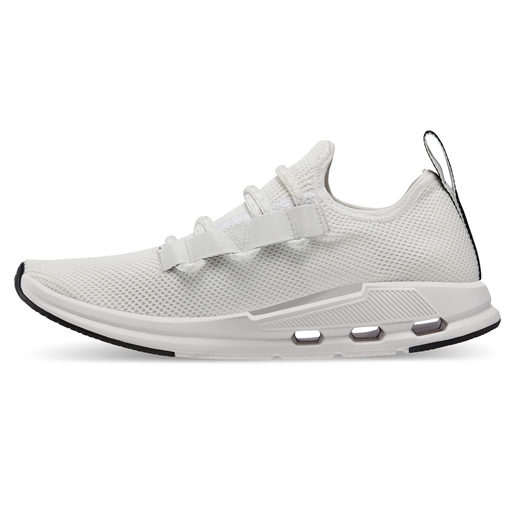 ON Cloudeasy W white/black shoes - Image 4