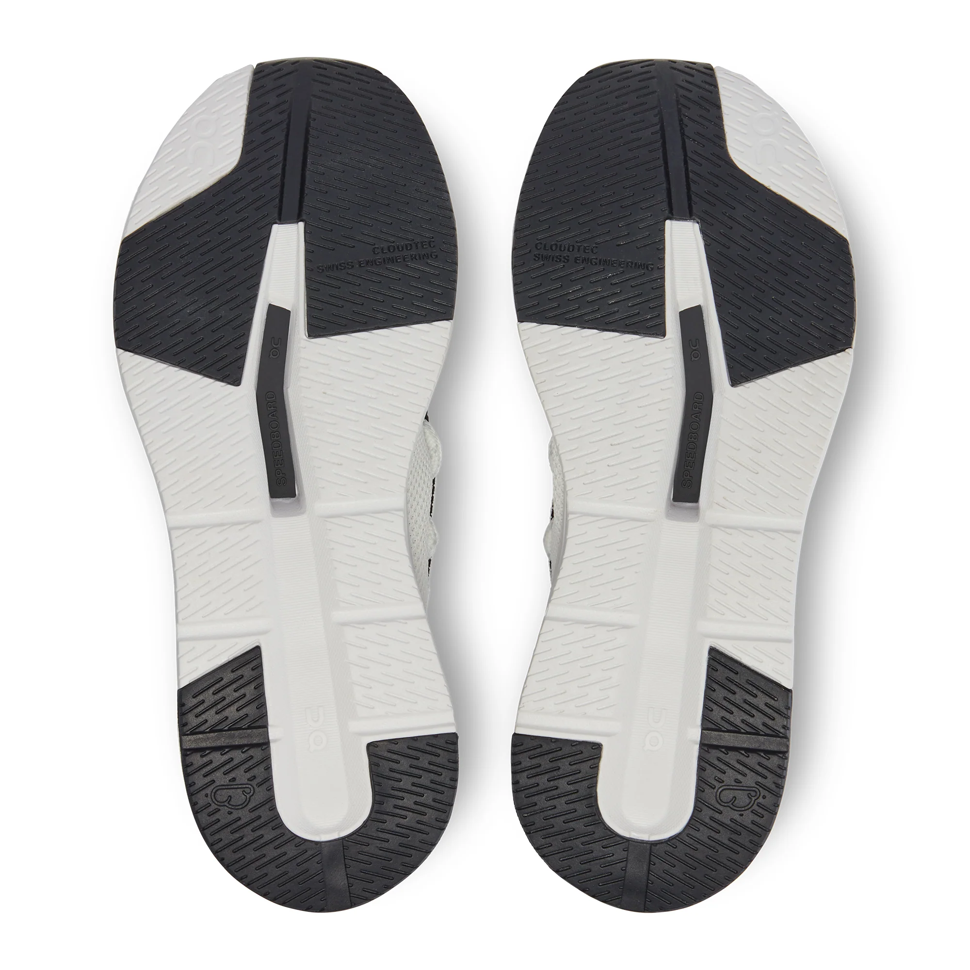 ON Cloudeasy W white/black shoes - Image 6