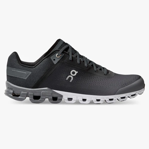 ON Cloudflow black/grey shoes - Image 2