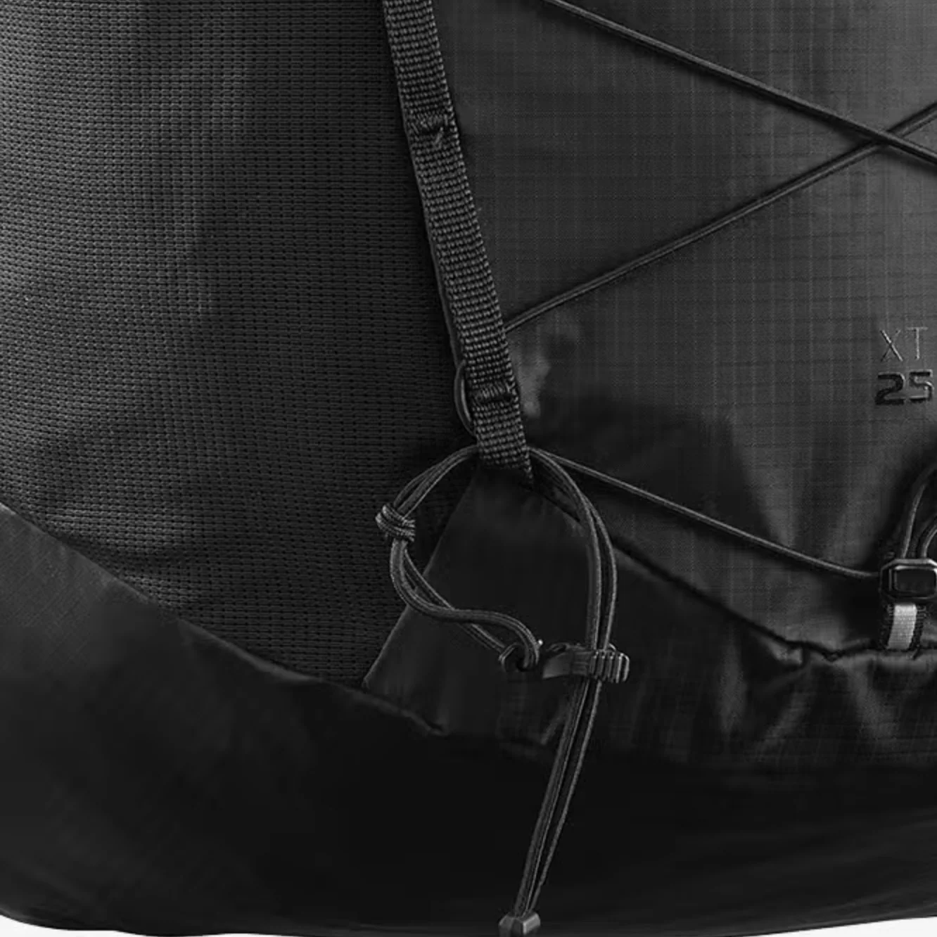 SALOMON XT 25 black backpack - Image 9