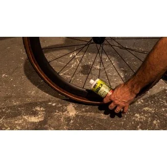Silca Ultimate Tubeless Sealant w/ Fiberfoam 236ml - Image 2