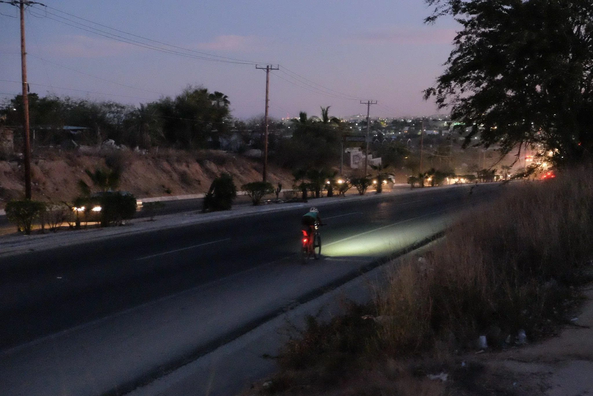 Sinewave Cycles Beacon Front Light - Image 6